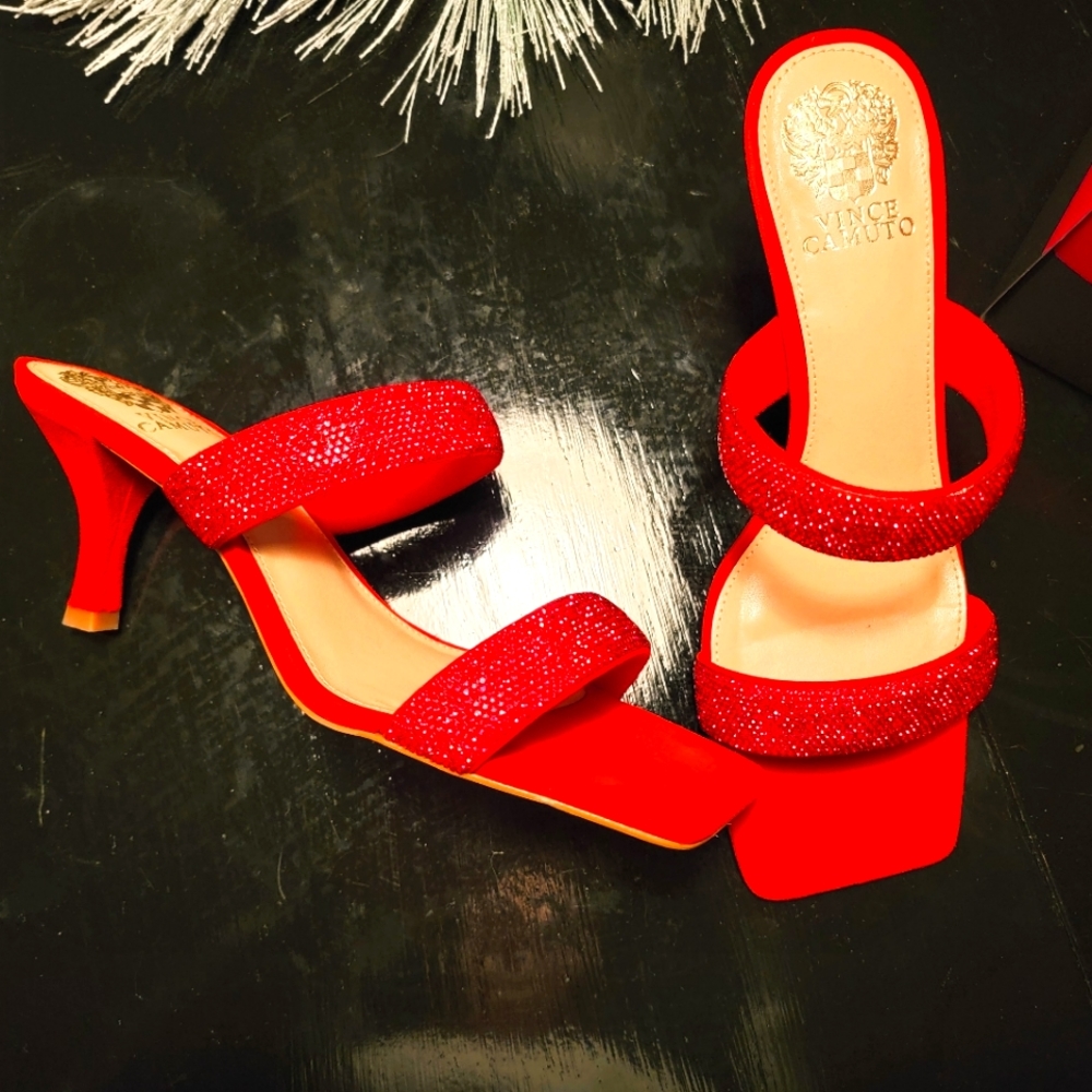 Vince Camuto Slides